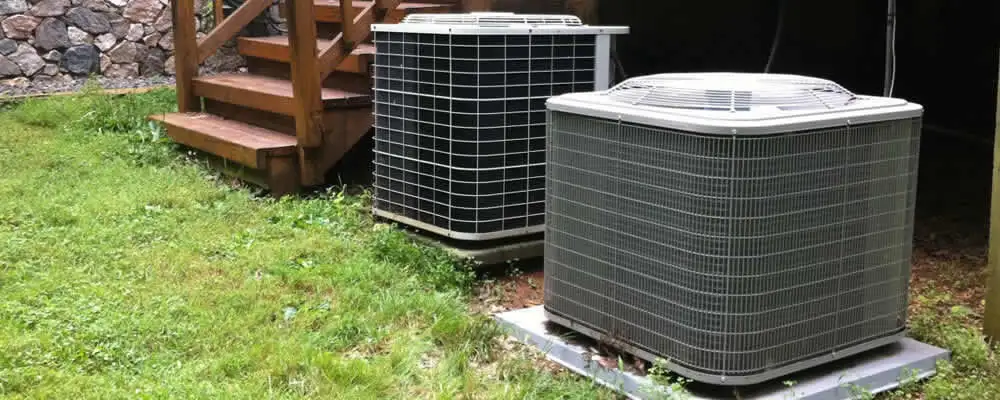 Heat pump installation and service units outside a home in Albuquerque, NM